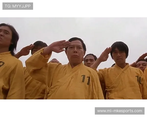 少林足球星爷激战武林绝技展现，侠影飘逸赛场英姿犹如神仙降临
